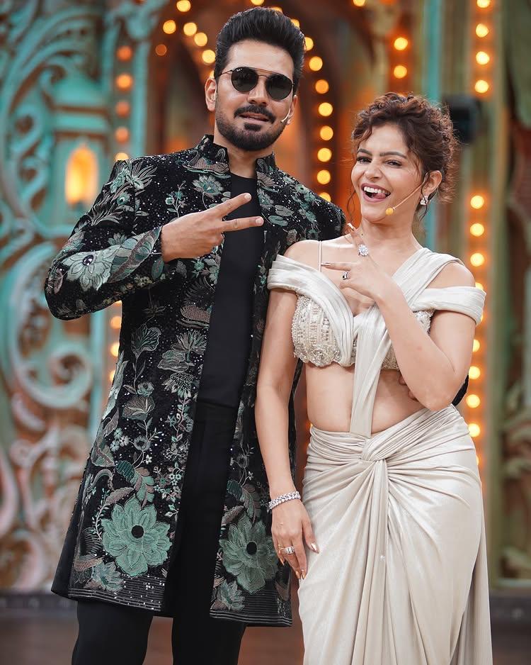 Rubina Dilaik and Abhinav Shukla celebrating their win on Pati Patni Aur Panga reality show